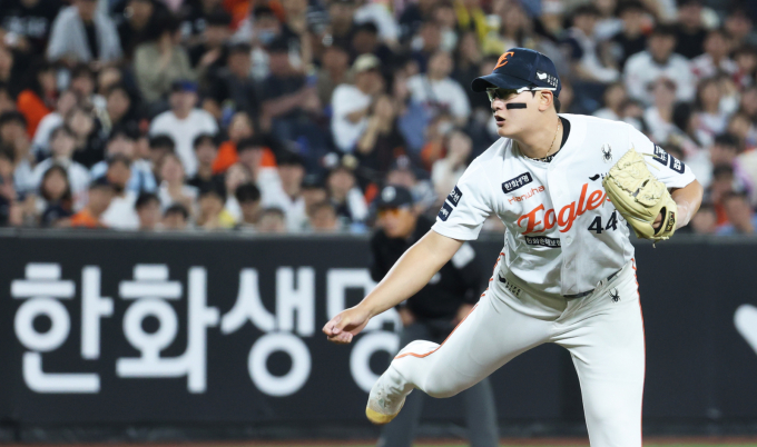 한화 이글스 김서현이 KBO올스타전 베스트 12 팬 투표 2차 중간 집계 결과 1위를 차지했다. 사진은 한화에서 활약 중인 김서현의 모습. /사진=뉴스1 