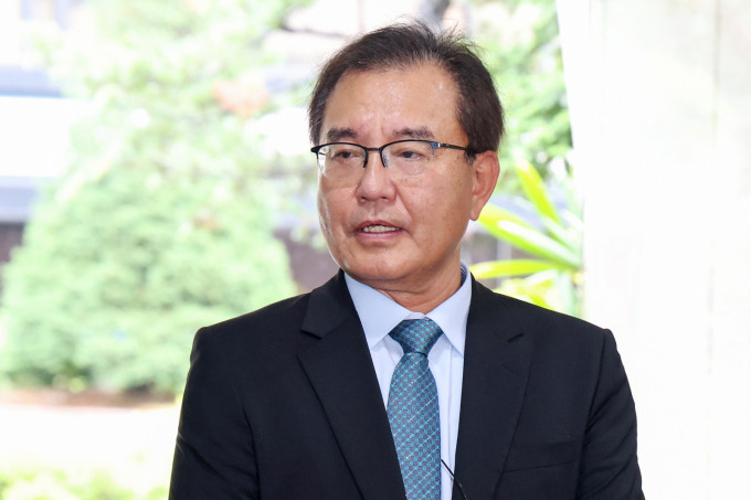 순직 해병 수사 방해 의혹 사건 수사를 맡은 이명현 특별검사가 윤석열 전 대통령 대면 조사는 당연한 수순이라고 강조했다. 사진은 이 특검이 지난 20일 오전 서울 서초구 사무실로 출근하던 모습. /사진=뉴스1
