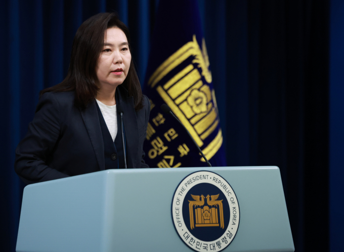 대통령실이 22일 미국의 이란 핵시설 공격과 관련해 우리 국민의 안전을 최우선하겠다는 입장을 밝혔다. 사진은 지난 20일 강유정 대변인이 서울 용산구 대통령실 청사에서 현안 브리핑을 하는 모습. /사진=대통령실통신사진기자단