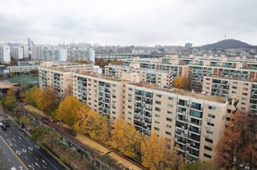 삼성물산 건설부문이 지난 20일 압구정2구역 재건축사업 시공사 선정 입찰에 참여하지 않기로 결정했다고 밝혔다. 사진은 지난해 11월 서울 강남구 압구정2구역의 모습. /사진=뉴스