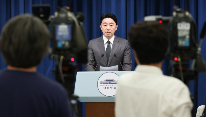 강훈식 대통령 비서실장이 23일 서울 용산구 대통령실 청사에서 장관 후보자 인선 발표을 하고 있다. / 사진=뉴스1 허경 기자