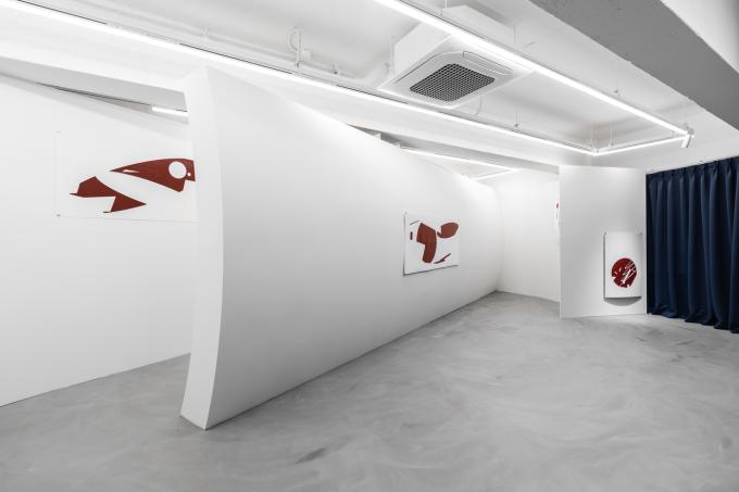변상환 '지평선 너머 타원의 경계'展 전시 전경 (스페이스 소 제공)