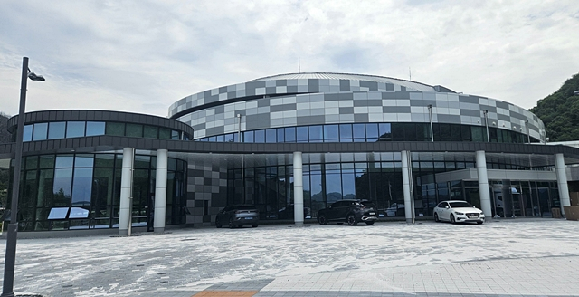 의성종합체육관 전경/사진제공=경북 의성군