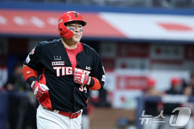 KIA 최형우. /뉴스1 DB ⓒ News1 이승배 기자