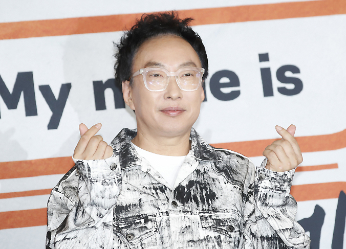 방송인 겸 DJ 박명수가 30일 '박명수의 라디오쇼'에 정신과 상담을 받았던 사실을  털어놨다. 사진은 지난해 6월20일 방송인 박명수가 서울 마포구 상암동 스탠포드호텔에서 열린 예능프로그램 제작발표회에 참석해 포즈를 취하고 있는 모습. /사진=뉴스1