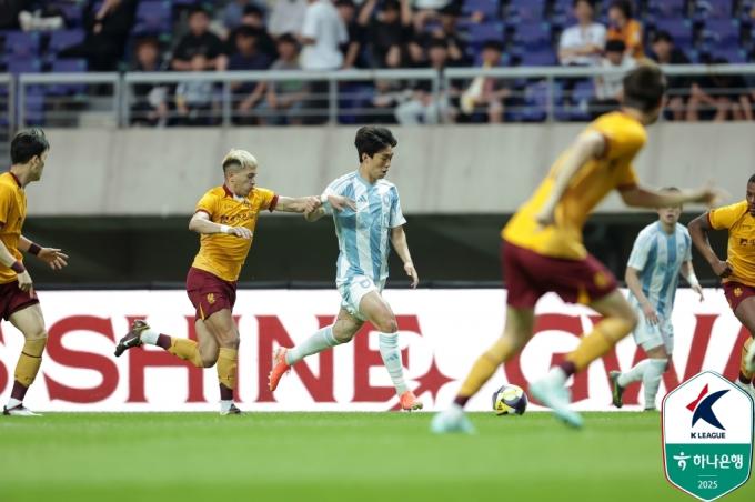 울산 HD와 광주FC가 코리아컵 8강전을 치른다. (한국프로축구연맹 제공)