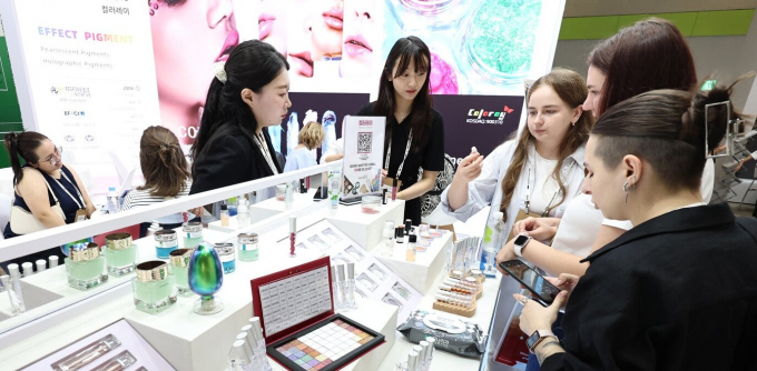 지난 2일 서울 강남구 코엑스에서 열린 퍼스널 케어 원료 B2B 전시회 '인-코스메틱스 코리아' /사진=뉴스1