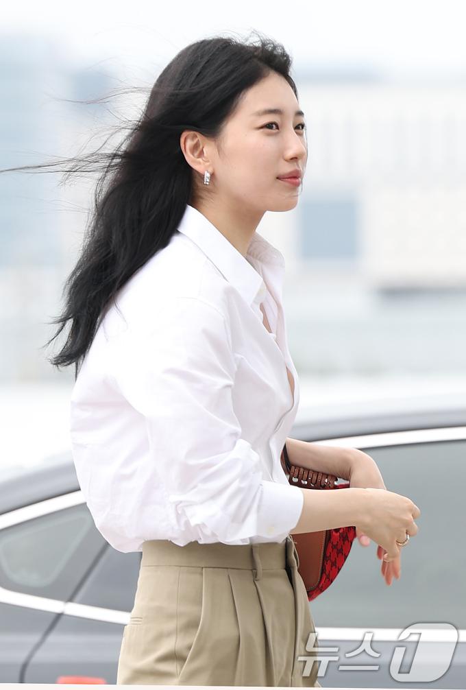 배우 수지가 청순 미모를 뽐냈다. ⓒ News1 권현진 기자