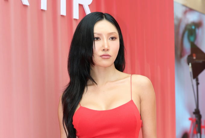 걸그룹 마마무 멤버 화사의 미담일 공개됐다. 사진은 지난 5월 서울 성동구 티르티르 성수 플래그십 스토어에서 열린 오픈 행사에 참석한 그룹 마마무 멤버 화사. /사진=뉴스1