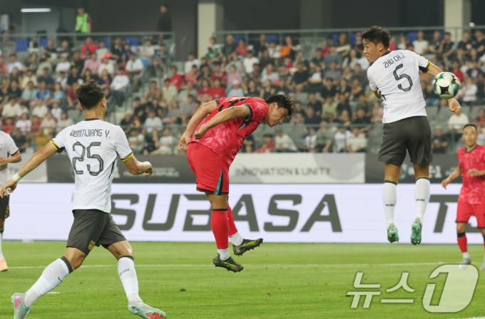 [뉴스1 PICK] 홍명보호, 중국과 동아시안컵 첫 경기서 3대0 완승