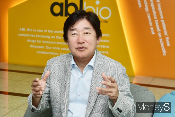 에이비엘바이오가 인투셀에게 ADC(항체-약물 접합체) 플랫폼 기술도입 계약 해지를 통보했다. 사진은 지난해 8월 머니S와 인터뷰를 진행한 이상훈 에이비엘바이오 대표. /사진=임한별 기자