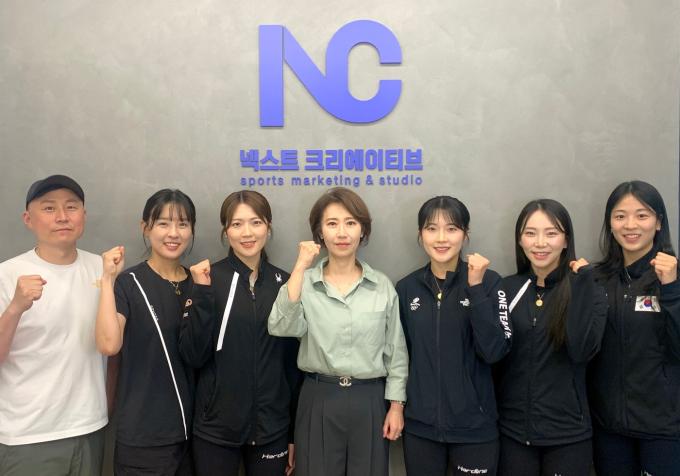 여자 컬링 팀 5G가 넥스트크리에이티브와 매니지먼트 계약을 맺었다.(넥스트크리에이티브 제공)