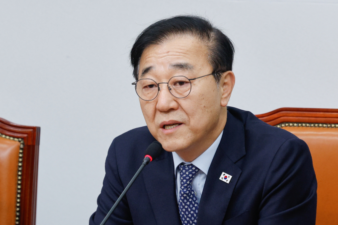 김윤덕 더불어민주당 의원이 이재명 정부 첫 국토교통부 장관 후보자로 지명됐다. 사진은 지난 2월 김 후보자. /사진=뉴스1