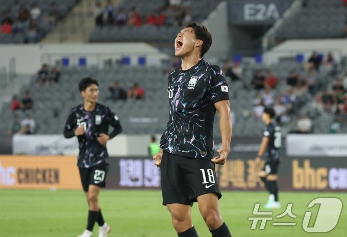 이호재가 11일 오후 경기 용인시 처인구 용인미르스타디움에서 열린 2025 동아시아축구연맹(EAFF) E-1 챔피언십 남자부 대한민국과 홍콩의 경기에서 득점한 뒤 기뻐하고 있다. 2025.7.11/뉴스1 ⓒ News1 김영운 기자