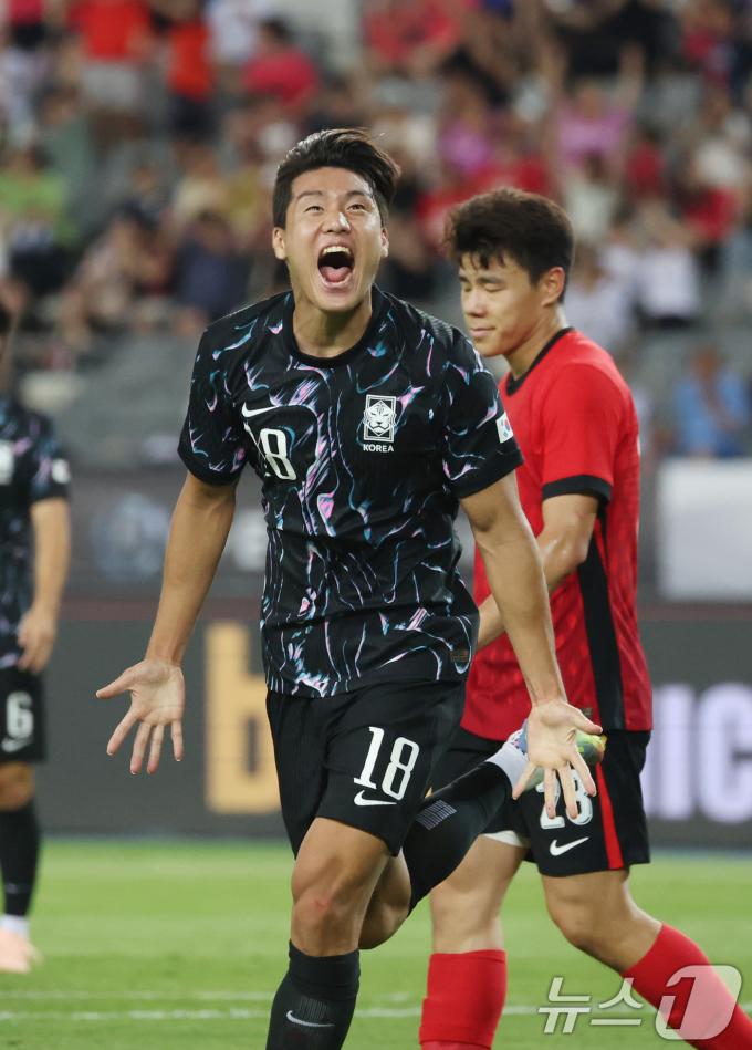 이호재가 11일 오후 경기 용인시 처인구 용인미르스타디움에서 열린 2025 동아시아축구연맹(EAFF) E-1 챔피언십 남자부 대한민국과 홍콩의 경기에서 득점한 뒤 기뻐하고 있다. 2025.7.11/뉴스1 ⓒ News1 김영운 기자