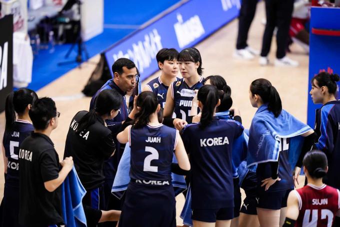 1승 11패로 올해 VNL을 마친 여자 배구 대표팀. (FIVB 제공)
