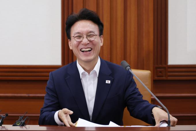학업을 중단했던 의대생들이 전원 복귀하겠다고 선언에 대해 대통실과 정부가 환영의 뜻을 밝혔다. 사진은 정부서울청사에서 열린 국정현안관계장관회의 모습. /사진=뉴시스