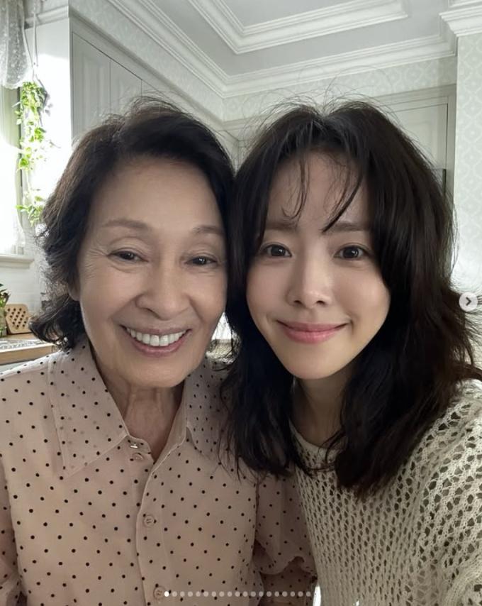 한지민 인스타그램 캡처