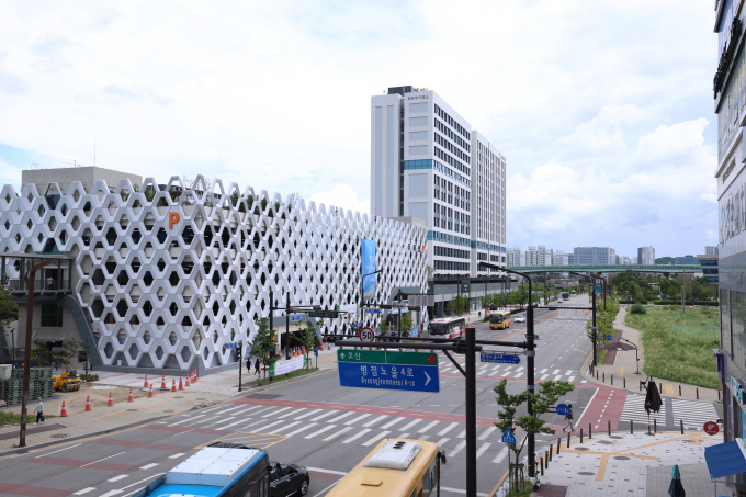 병점역 환승주차타워 전경. /사진제공=화성특례시