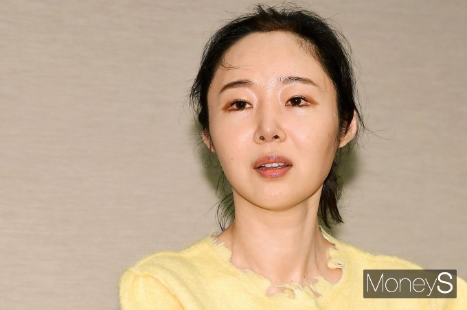 하이브가 민희진 전 어도어 대표를 상대로 제기한 업무상 배임 혐의에 대해 경찰이 '혐의 없음' 결론을 내렸다. 사진은 지난해 5월31일 서울 중구 신문로 한국프레스센터에서 어도어 임시주주총회 결과에 따른 입장을 설명하는 기자회견에 찬석한 민희진 전 어도어 대표. /사진=임한별 기자