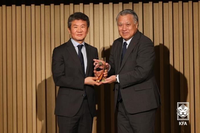 정몽규 대한축구협회 회장이 만장일치로 EAFF 회장으로 추대됐다.(대한축구협회 제공)