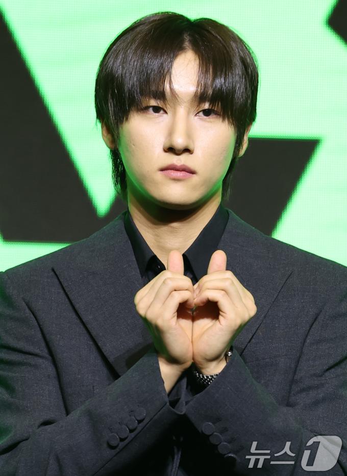 몬스타엑스(MONSTA X) 아이엠이 16일 서울 영등포구 콘래드호텔에서 열린 데뷔 10주년 기념 기자간담회에 참석해 포즈를 취하고 있다. 2025.7.16/뉴스1 ⓒ News1 권현진 기자
