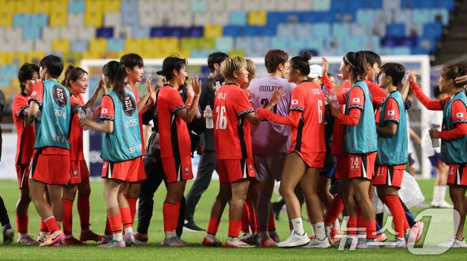 [뉴스1 PICK]'기적 드라마' 쓴 여자축구, 20년 만에 동아시안컵 우승