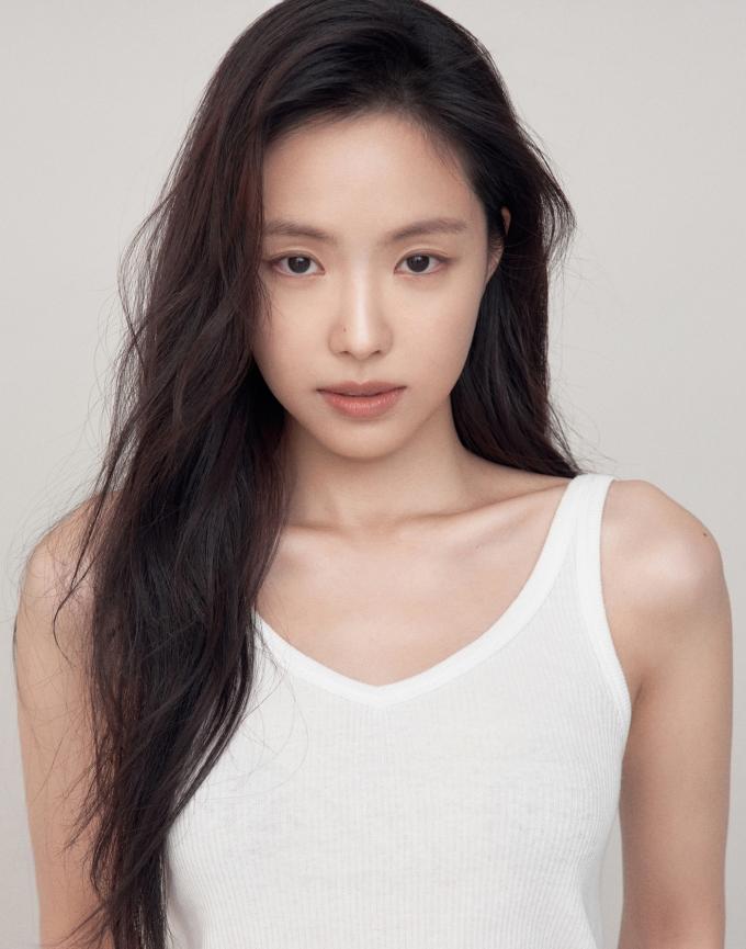 손나은