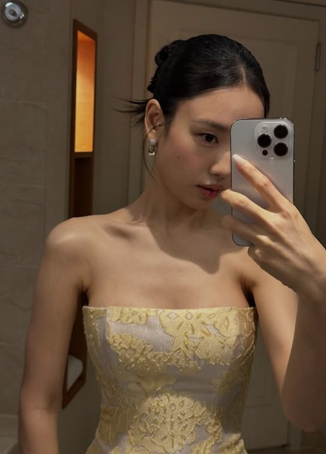 배우 안은진 인스타그램