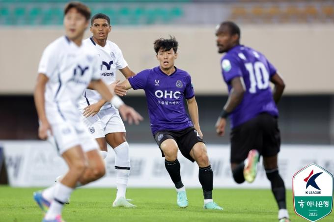 FC안양의 김보경(한국프로축구연맹 제공)