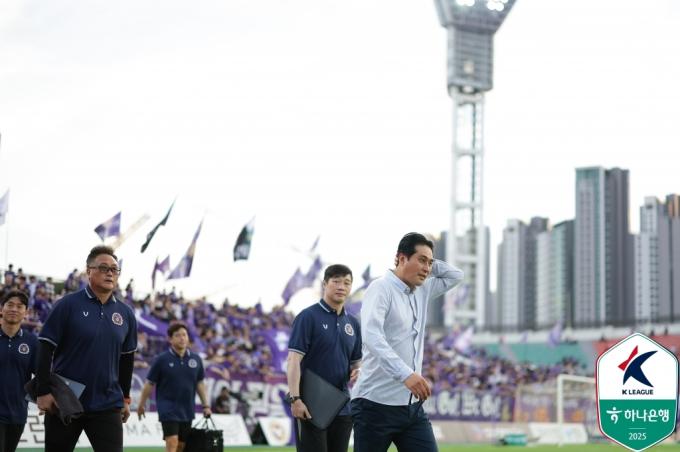 유병훈 안양 감독(한국프로축구연맹 제공)