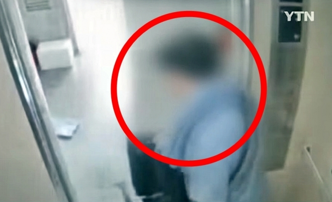 생일잔치를 열어 준 아들을 사제 총기로 살해한 60대 남성이 "유일한 가족이 등을 돌려 배신감을 느꼈다"고 진술했다. /사진=YTN 방송캡처