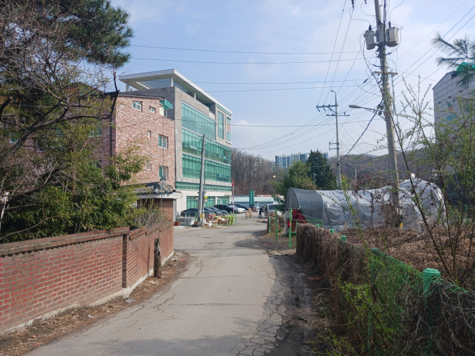 용인시 수지구 동천동 고기로377번길 일대 모습. /사진제공=용인특레시