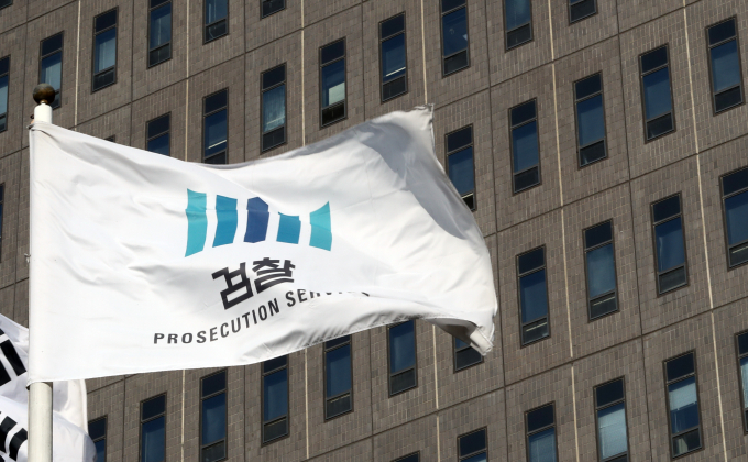 검찰이 1200억원 규모의 시스템가구 입찰 담합을 한 혐의를 받는 가구사 4곳을 기소했다. /사진=뉴시스