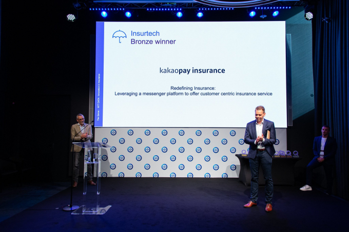 카카오페이손해보험이 세계적인 보험 시상식인 ‘2025 보험 혁신 어워드(Innovation in Insurance Awards)’에서 보험 기술 혁신(Insurtech) 부문 동상을 수상했다./사진=카카오페이손해보험