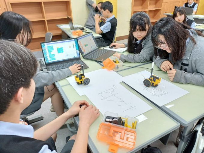 최근 동두천시 SWAI 선도학교 운영 교육 현장의 모습. /사진제공=동두천시 
