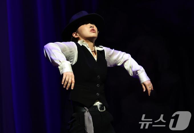 배우 아이키가 뮤지컬 '프리다' 프레스콜에서 열연을 펼치는 모습./뉴스1 ⓒ News1 권현진 기자