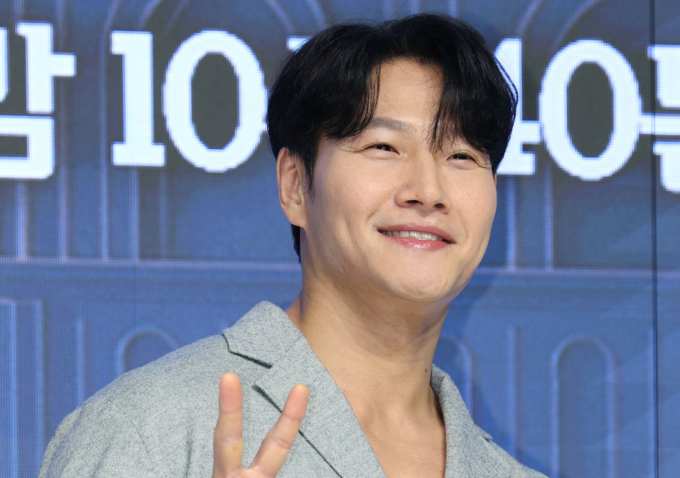 가수 김종국이 '옥탑방의 문제아들'에서 신혼집 매입에 대해 해명했다. 사진은 지난 2월 서울 강남구 강남 엘리에나 호텔에서 열린 Mnet ‘커플팰리스2’ 제작발표회에 참석한 가수 김종국. /사진=뉴스1