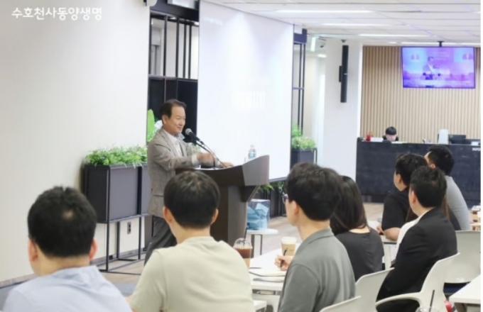 성대규 동양생명 대표가 취임 한 달을 맞아 임직원과 소통의 자리를 가졌다./사진=동양생명 