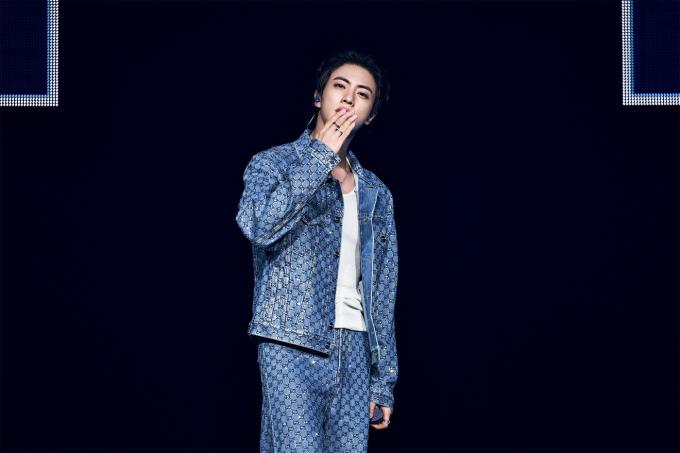 진