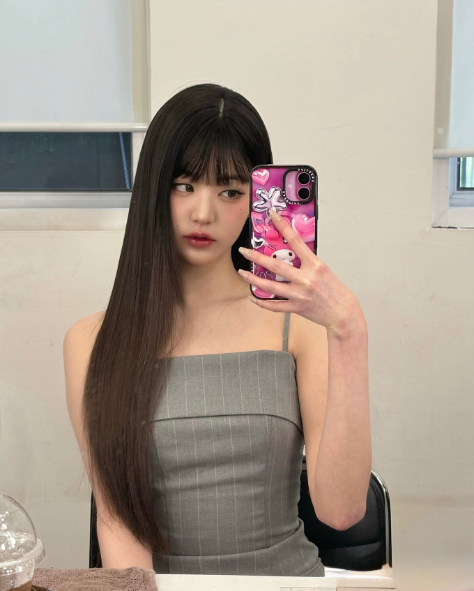 장원영이 자연스러운 매력으로 또 한 번 팬심을 저격했다. /사진=장원영 인스타그램 캡처