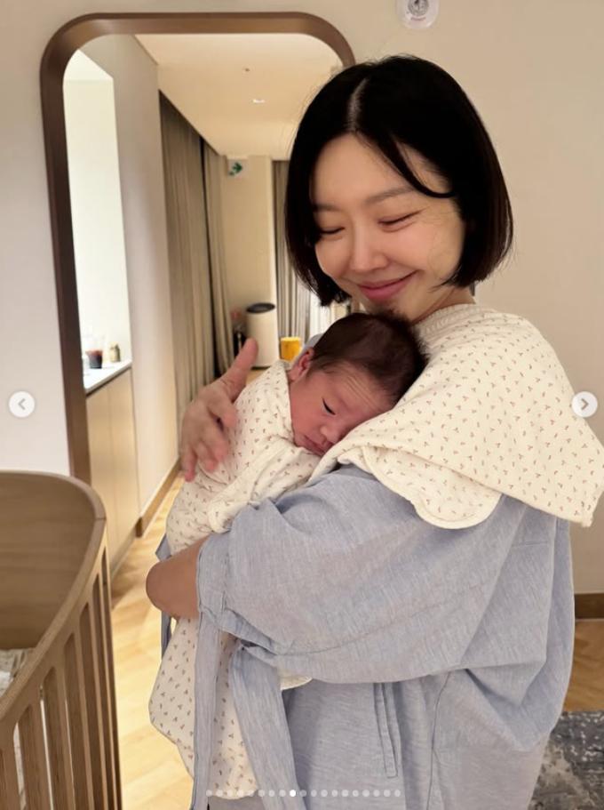 레이디 제인 인스타그램 캡처
