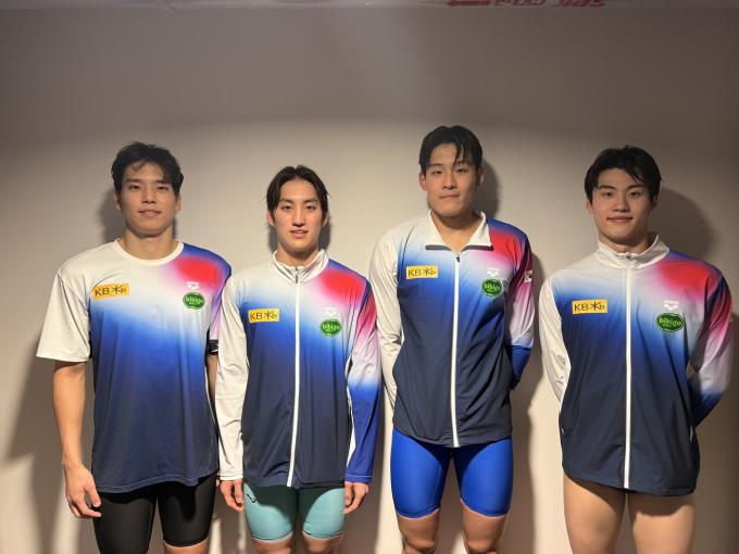 세계수영선수권 남자 혼계영 400m 결승에 오른 남자 대표팀의 이주호, 최동열, 김영범, 황선우(왼쪽부터)  (대한수영연맹 제공)