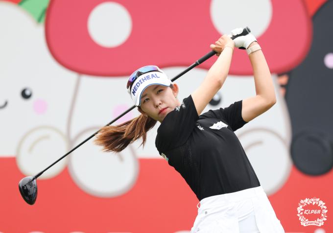 올해 한국여자프로골프(KLPGA) 투어에서 첫승을 올린 배소현. (KLPGA 제공)