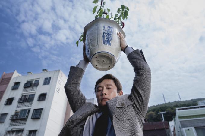 영화 어쩔수가 없다 스틸