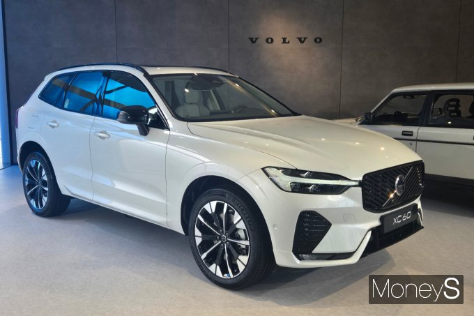 볼보코리아는 하반기 신형 XC90·S90·XC60 등 부분변경 모델을 중심으로 반등에 도전한다. /사진=김이재 기자