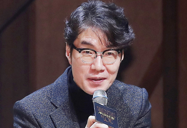 배우 고 송영규가 숨진 채 발견된 가운데, 당시 한 매체와의 인터뷰가 재조명되고 있다. 배우 고 송영규가 2023년 2월7일 오후 서울 서초구 예술의 전당 CJ토월극장에서 진행된 연극 '셰익스피어 인 러브' 기자간담회에 참석해 인사말을 하고 있는 모습. /사진=머니투데이