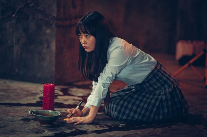강령: 귀신놀이 스틸