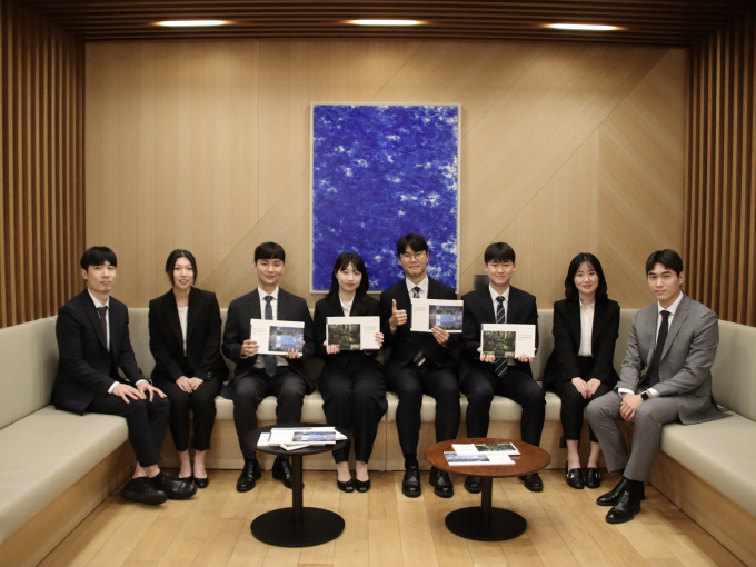사진은 마스턴투자운용 2025년 신입사원 단체사진. /사진=마스턴투자운용 
