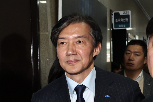 법무부가 광복절 특별사면 대상자를 추리기 위해 사면심사위원회를 연다. 사진은 조국 조국혁신당 대표가 지난해 서울 여의도 국회에서 대법원 판결 관련 입장 표명을 마친 뒤 이동하는 모습. /사진=뉴스1
